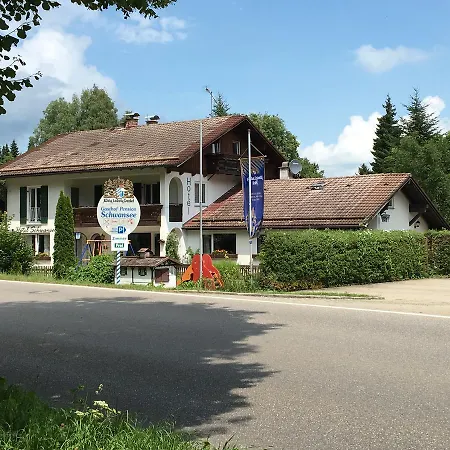 Schwansee Bed & Breakfast 2*