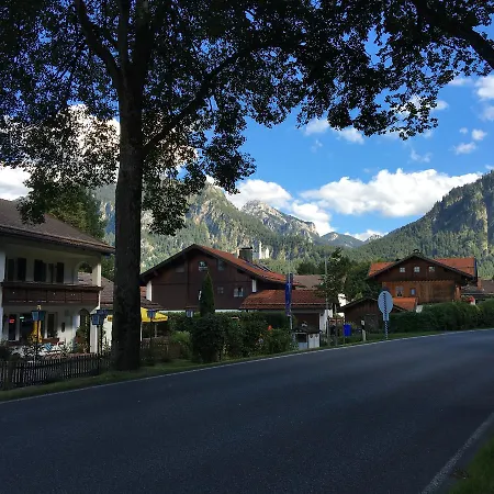 Bed & Breakfast Schwansee 2*